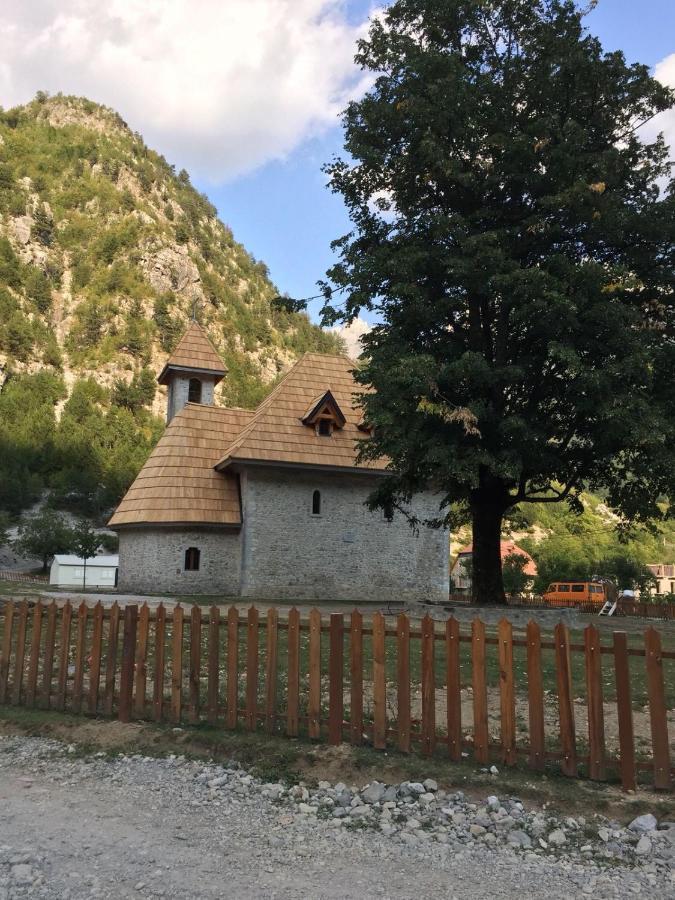 Bujtina Pllumi Theth Bed & Breakfast Dış mekan fotoğraf