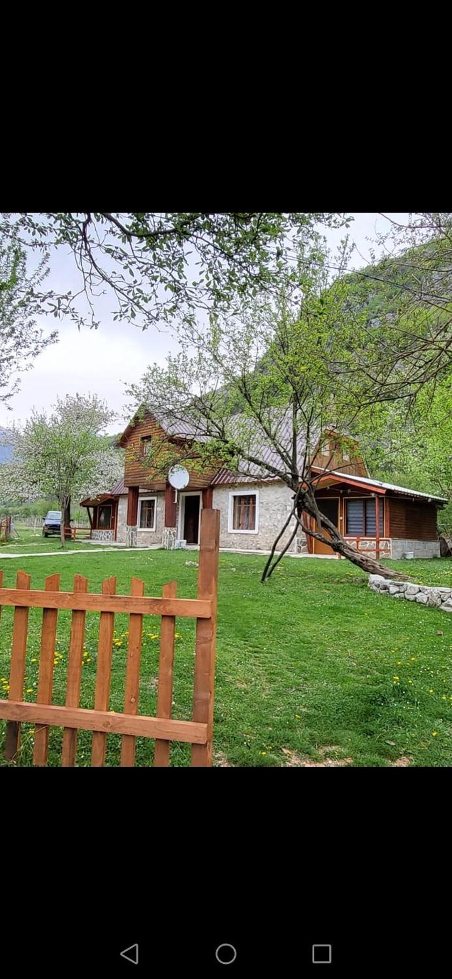Bujtina Pllumi Theth Bed & Breakfast Dış mekan fotoğraf